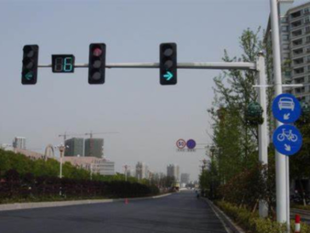 浅谈交通信号灯控制规则