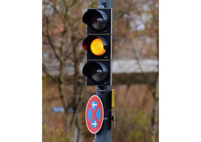 交通信号灯配时规则的科学逻辑