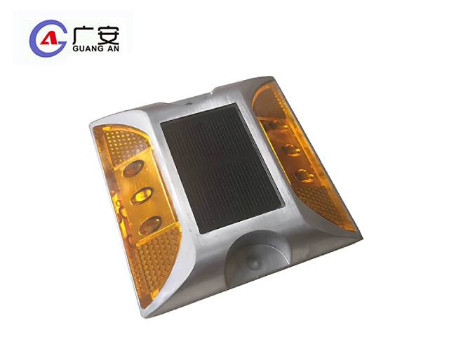 小四方太阳能无线同步道钉/2.4G