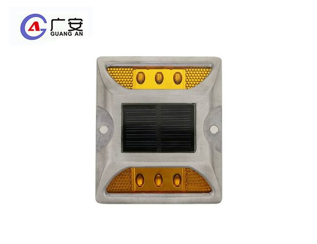 太阳能道钉双面3灯（内置反光片）